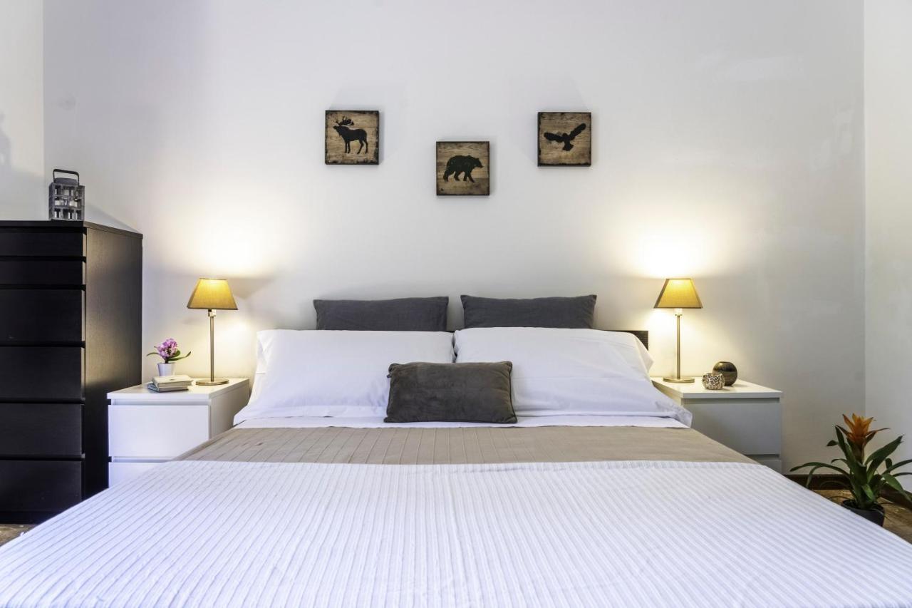 Cozy Roman Apartment With Parking Флоренция Екстериор снимка